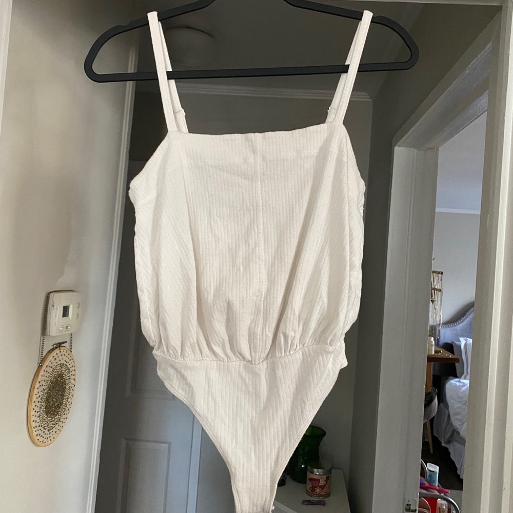 Free People white ribbed bodysuit